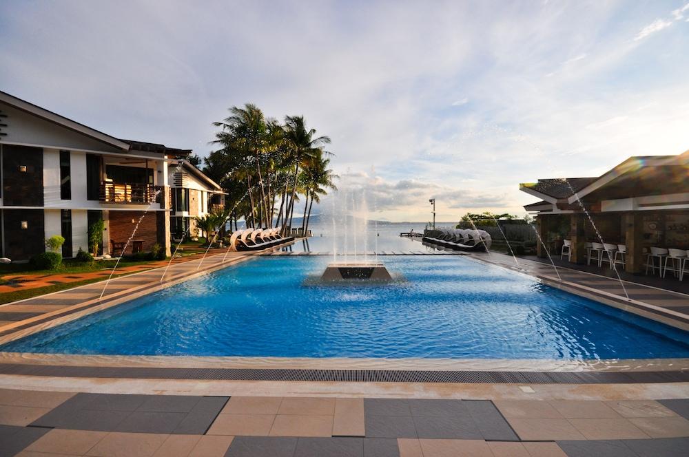 Infinity Resort Puerto Galera Zewnętrze zdjęcie