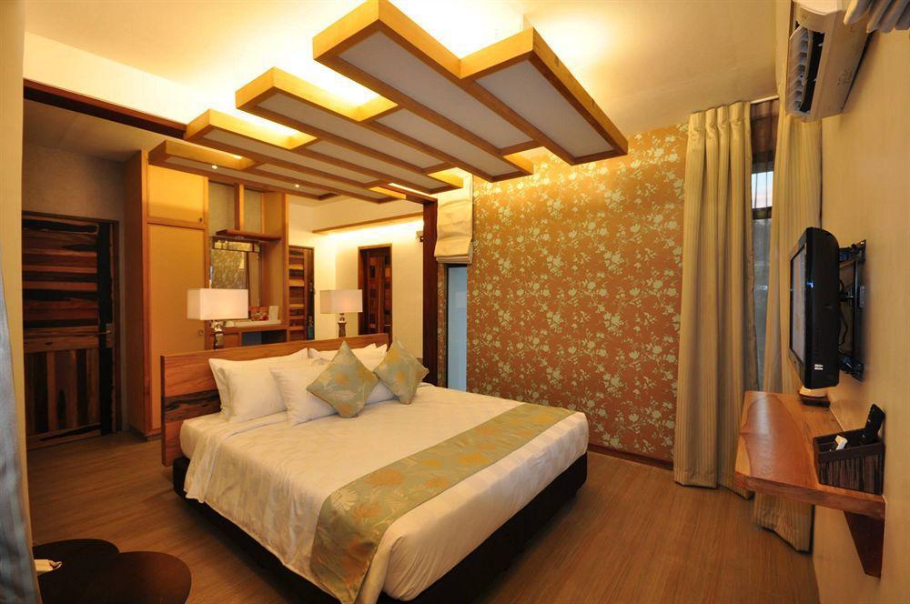 Infinity Resort Puerto Galera Zewnętrze zdjęcie