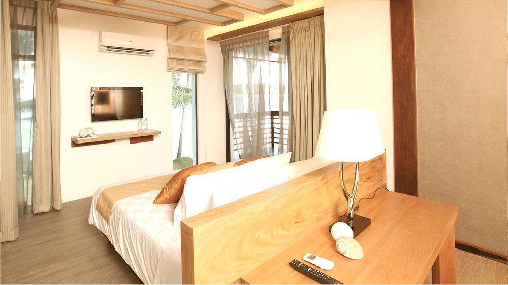 Infinity Resort Puerto Galera Zewnętrze zdjęcie