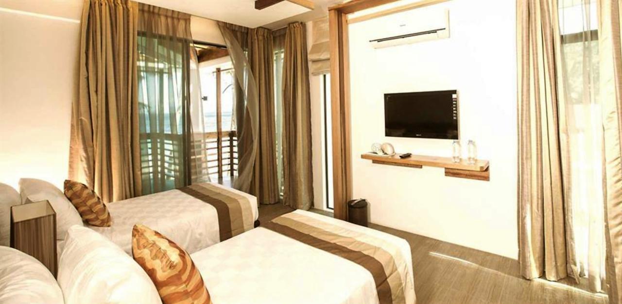 Infinity Resort Puerto Galera Zewnętrze zdjęcie