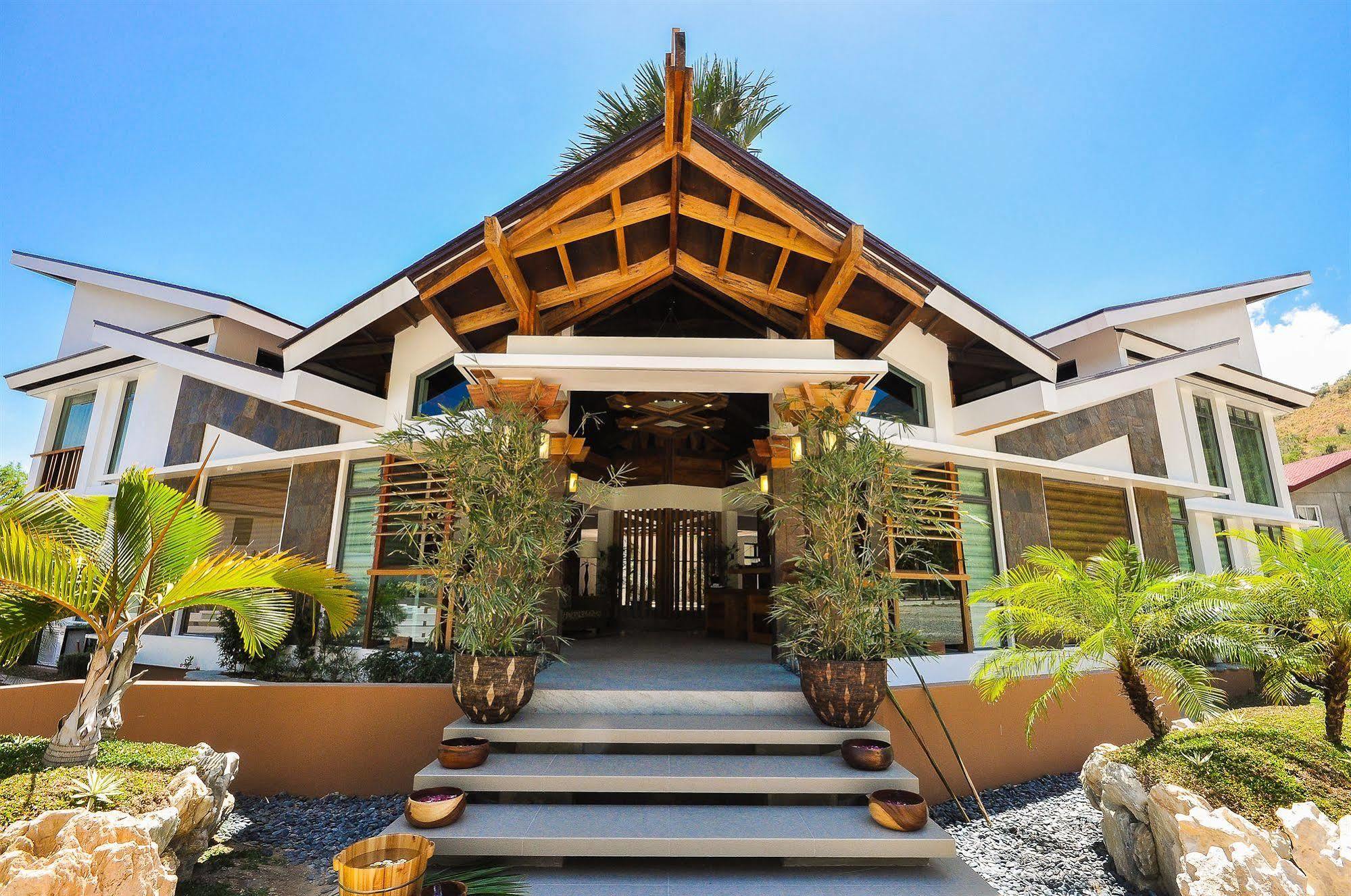 Infinity Resort Puerto Galera Zewnętrze zdjęcie