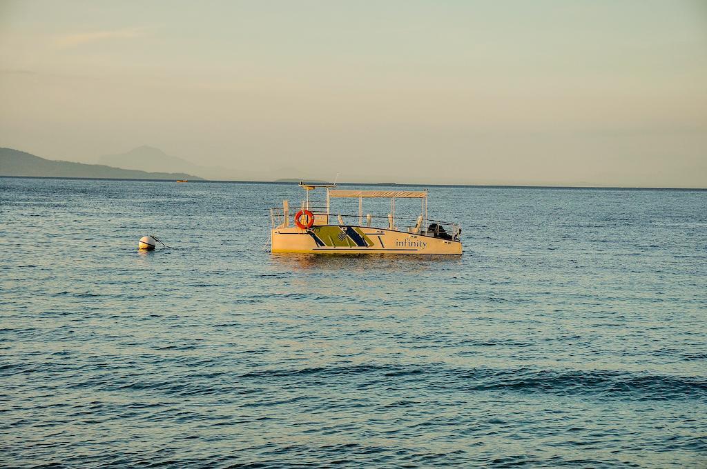 Infinity Resort Puerto Galera Zewnętrze zdjęcie