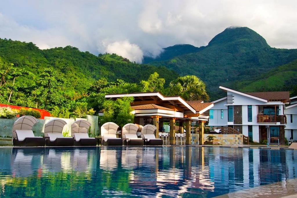 Infinity Resort Puerto Galera Zewnętrze zdjęcie